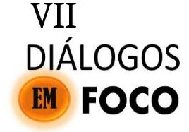 logo do terceiro diálogos em foco. Letras pretas, mas a palavra em está em um círculo cor de laranja, simulando foco.